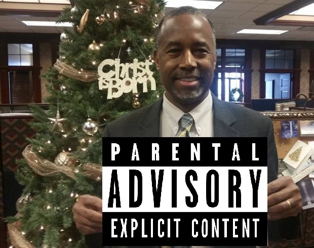 Photo of Ben Carson Holding Sign With Two-Word Message Goes Viral: ‘Not Afraid to Say…’