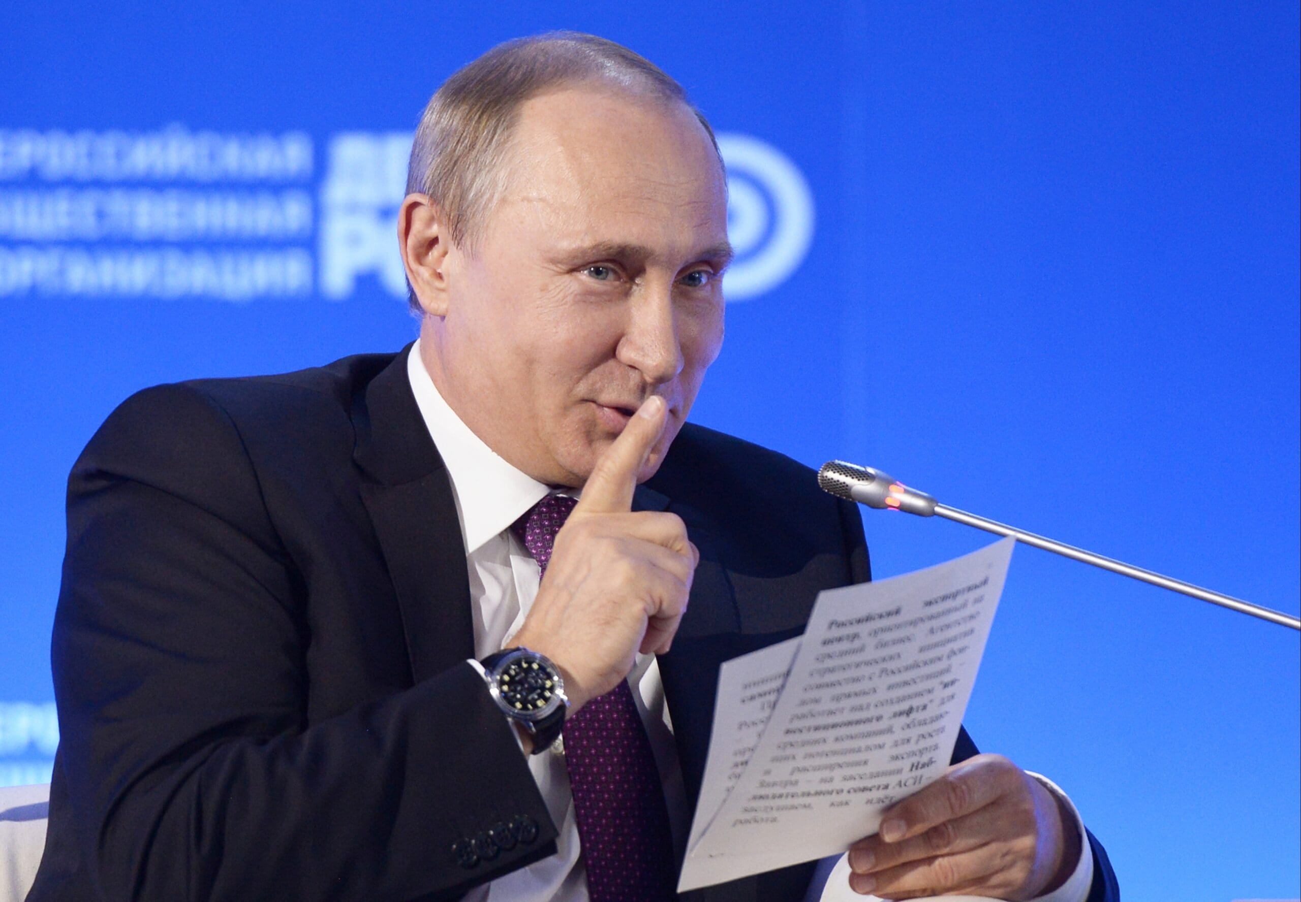 Putin Sends New Year’s Greetings To 38 Leaders… Guess Who He Left Out?